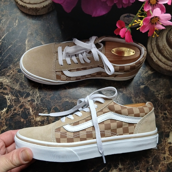 Vans Old Skool Checkerboard Skateboard/Lifestyle ShoesSize 4.5 Youth/6 Women - Picture 3 of 10